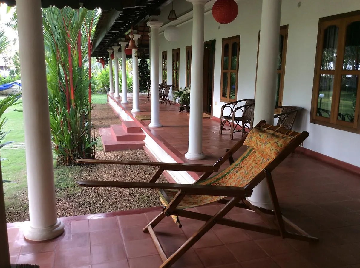 Kovilakam Lakeside Villa Alappuzha 4*,  Индия