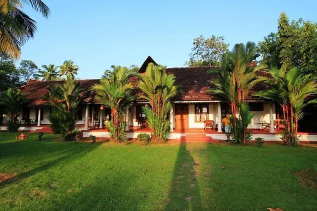 Kovilakam Lakeside Villa Alappuzha 4*,  Индия